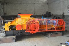 破碎河卵石適合用什么設(shè)備？對(duì)輥河卵石制砂機(jī)哪家好？