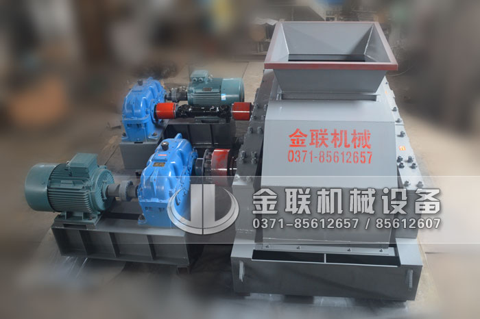 對(duì)輥制砂機(jī)